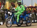 07 tricycle motorise pour victime de la polio